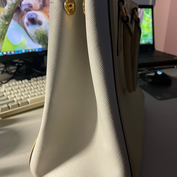 Prada Saffiano Handbag Tote - Picture 6 of 7